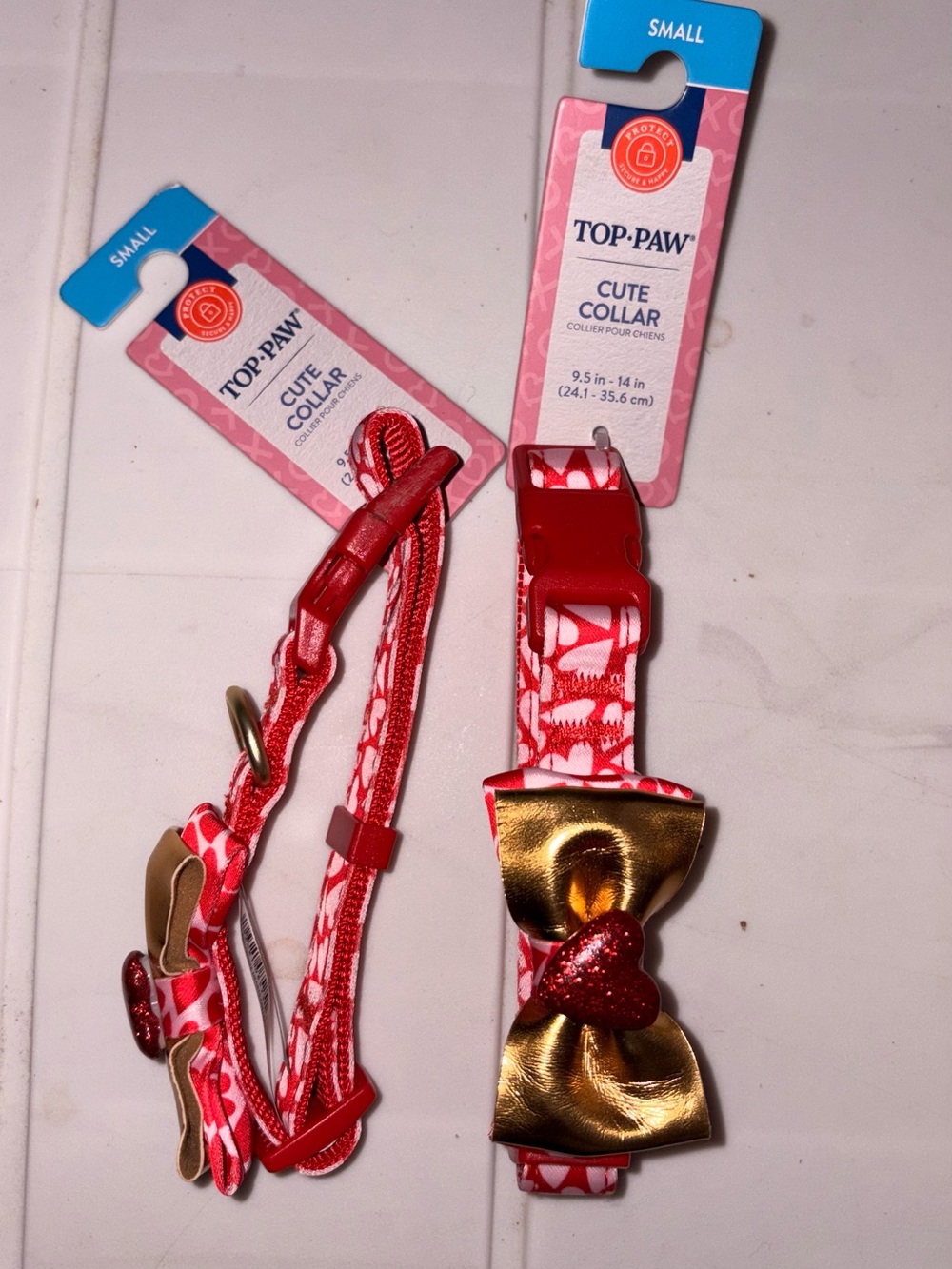Top Paw Red and White Cute Dog Collar with Gold Bow
